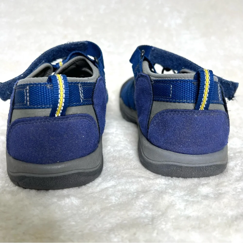 Keen Newport H2 Sandals Blue Grey  Youth Size 6